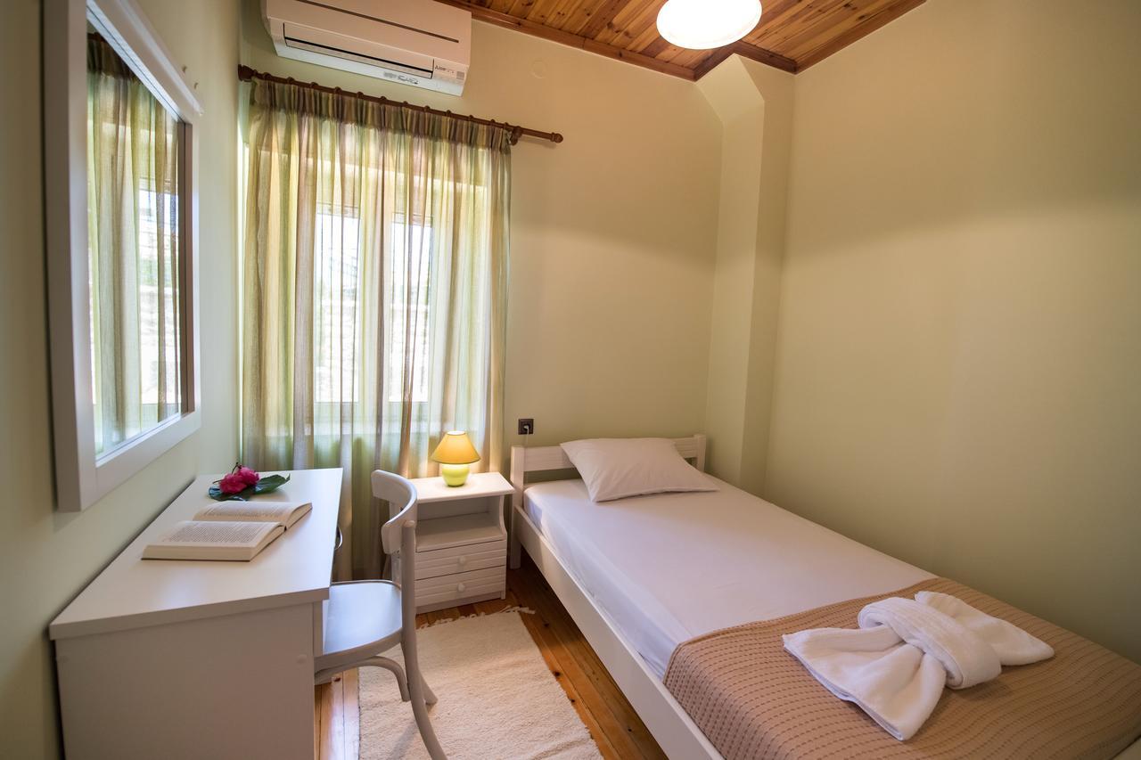 Villa Charonia Spanokhorion Luaran gambar